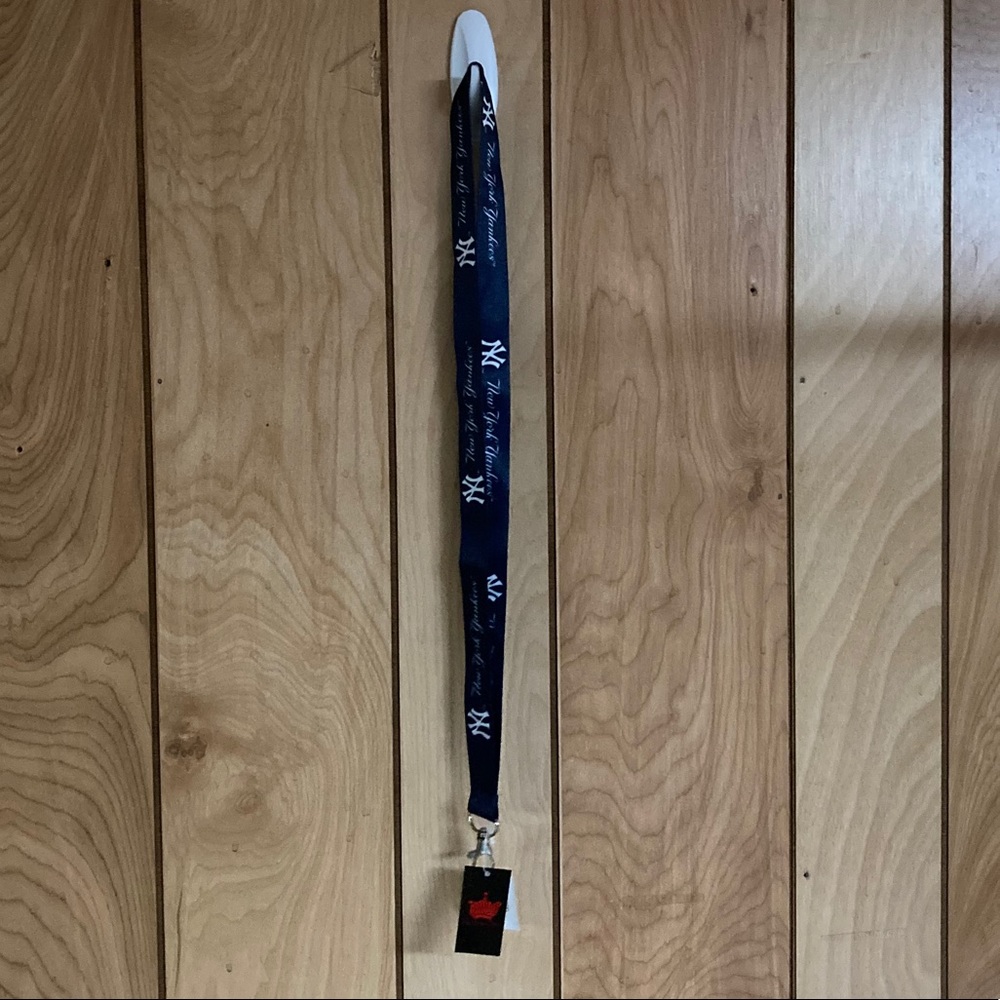 FREE w purchase of another item-NY Yankees lanyard